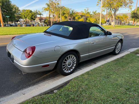 Used 2004 Ford Thunderbird image 4