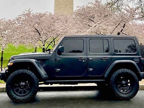 Used 2021 Jeep Wrangler Unlimited Rubicon AWD/4WD image 1