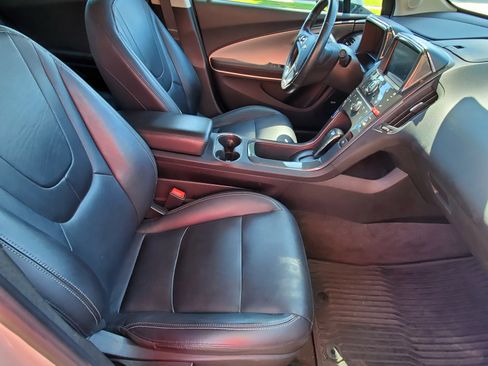 Used 2013 Chevrolet Volt Premium w/ Premium Trim Package image 19