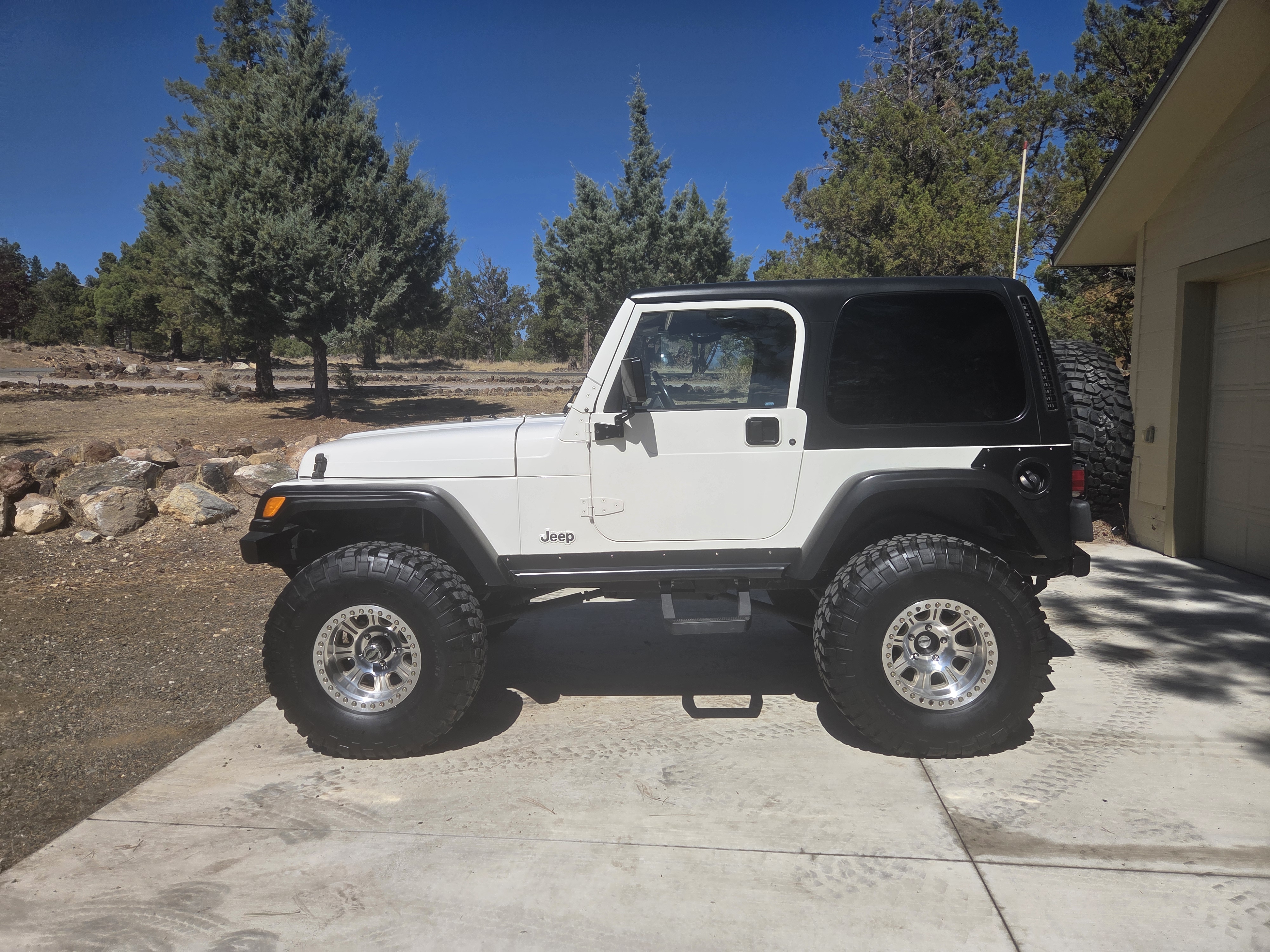 Used 2001 Jeep Wrangler Sport AWD/4WD image 1
