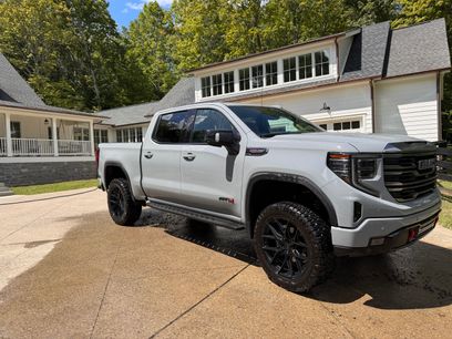 Used 2024 GMC Sierra 1500 AT4 w/ Technology Package