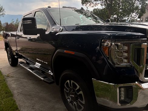 Used 2021 GMC Sierra 2500 SLE w/ SLE Convenience Package AWD/4WD image 6