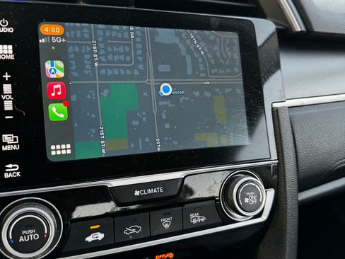 Used 2017 Honda Civic EX image 6