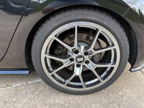 Used 2018 Volkswagen Golf 4-Door image 13