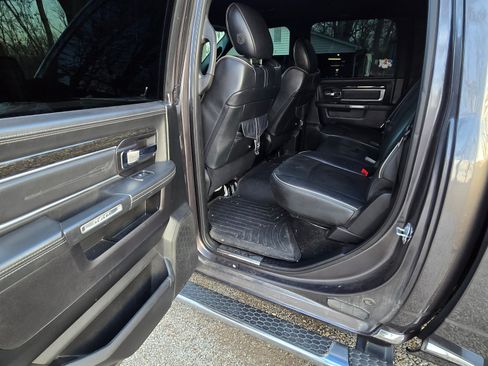 Used 2016 RAM 1500 Limited image 15