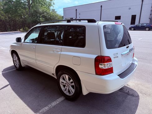 Used 2006 Toyota Highlander 2WD Hybrid image 4