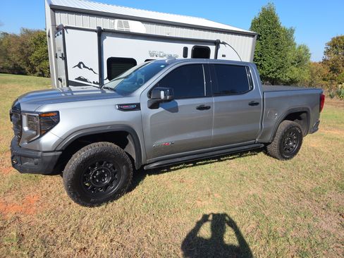 Used 2024 GMC Sierra 1500 AT4X w/ AT4X AEV Edition image 1