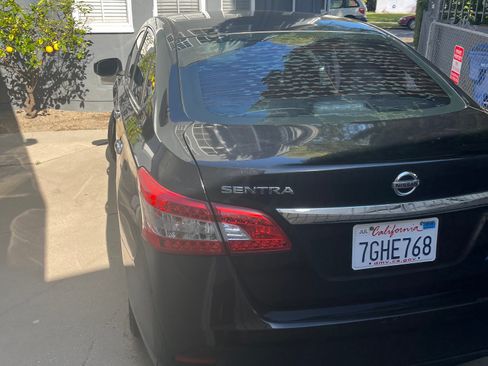 Used 2014 Nissan Sentra S FWD image 11
