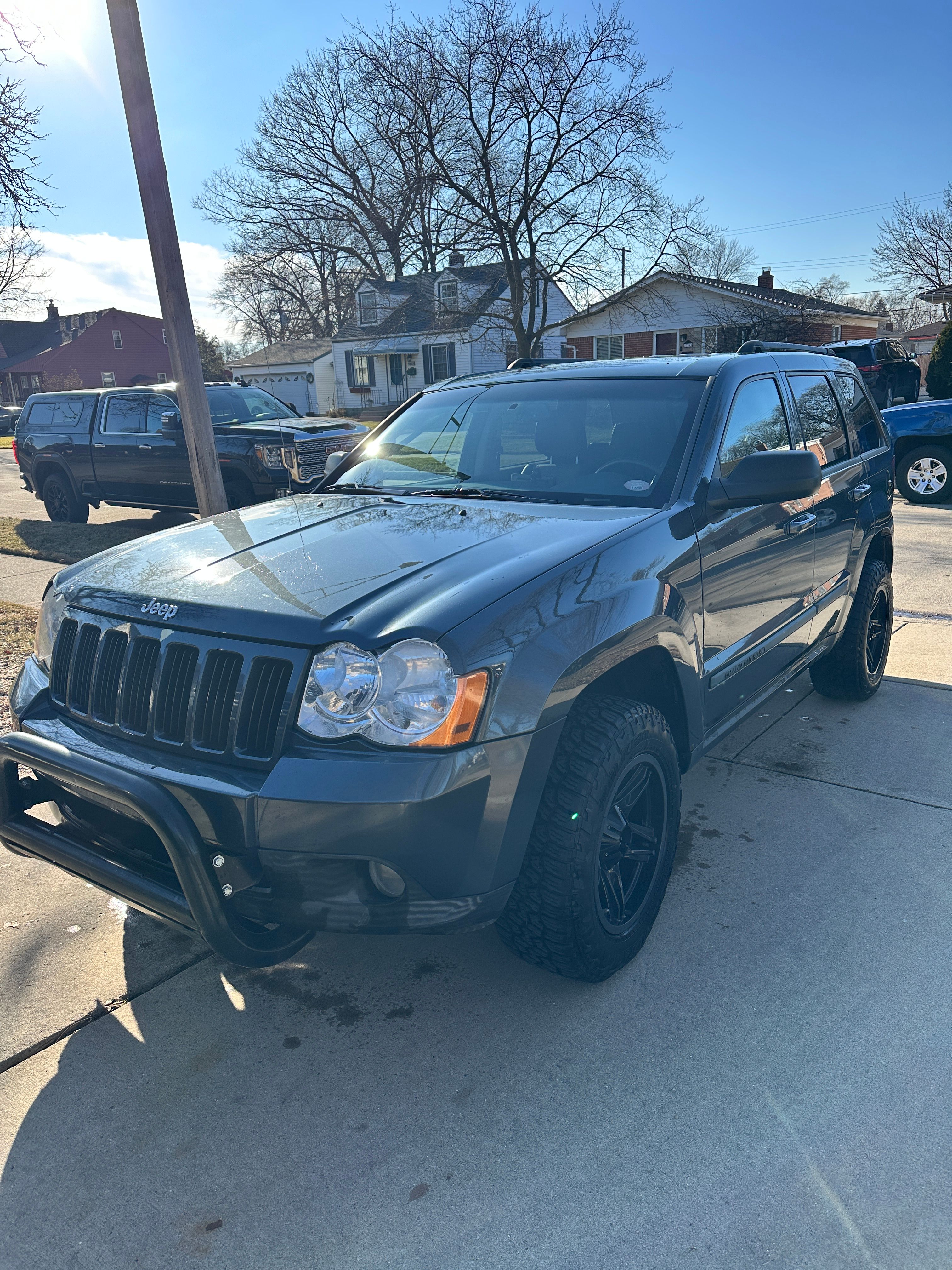 Used 2008 Jeep Grand Cherokee Laredo AWD/4WD image 1