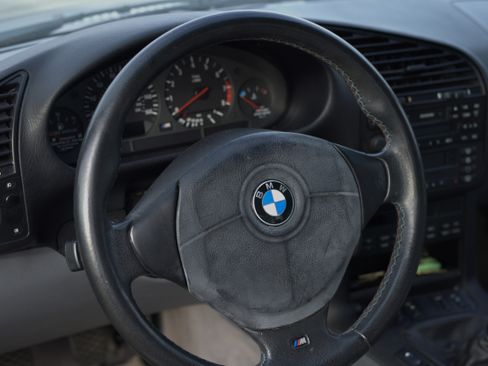 Used 1999 BMW M3 Convertible image 16