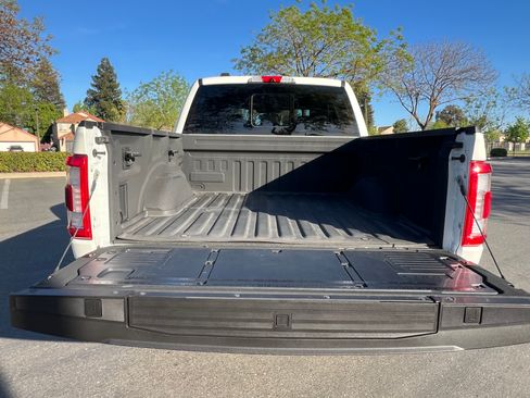 Used 2022 Ford F150 Lariat w/ Max Trailer Tow Package image 6