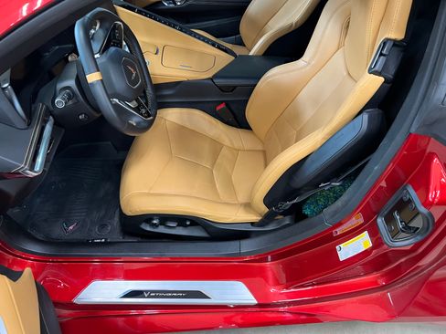 Used 2022 Chevrolet Corvette Stingray Preferred Cpe w/ Body-Color Dual Roof Package RWD image 21