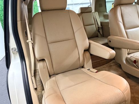 Used 2014 GMC Yukon Denali image 15