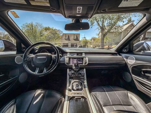 Used 2014 Land Rover Range Rover Evoque Prestige image 14