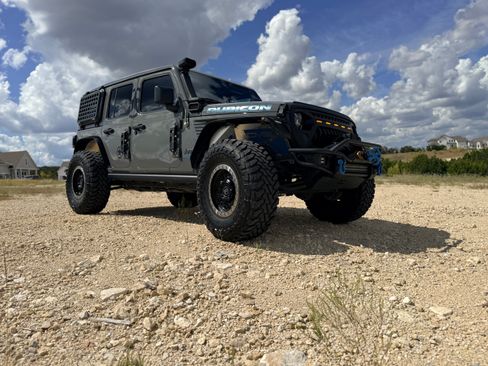 Used 2022 Jeep Wrangler Unlimited Rubicon 4xe w/ Cold Weather Group image 1