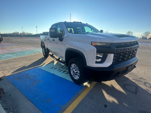 Used 2020 Chevrolet Silverado 2500 W/T w/ WT Convenience Package image 2