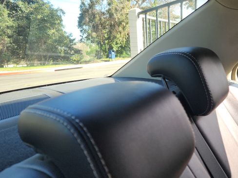 Used 2010 Ford Fusion Hybrid image 6