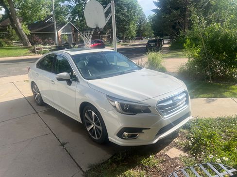 Used 2018 Subaru Legacy 2.5i Limited AWD/4WD image 6