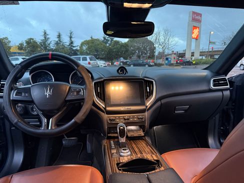Used 2018 Maserati Ghibli S Q4 image 10
