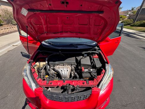 Used 2010 Toyota Matrix S AWD/4WD image 13