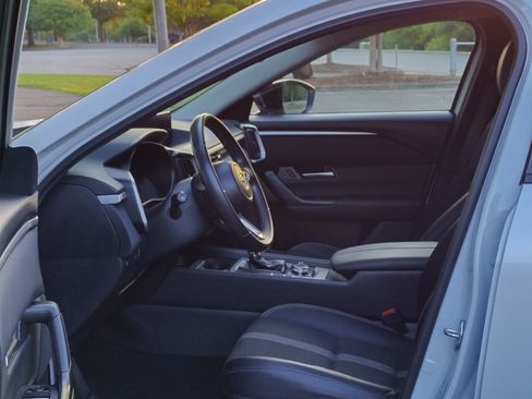 Used 2024 MAZDA CX-50 AWD 2.5 S w/ Preferred Package image 10