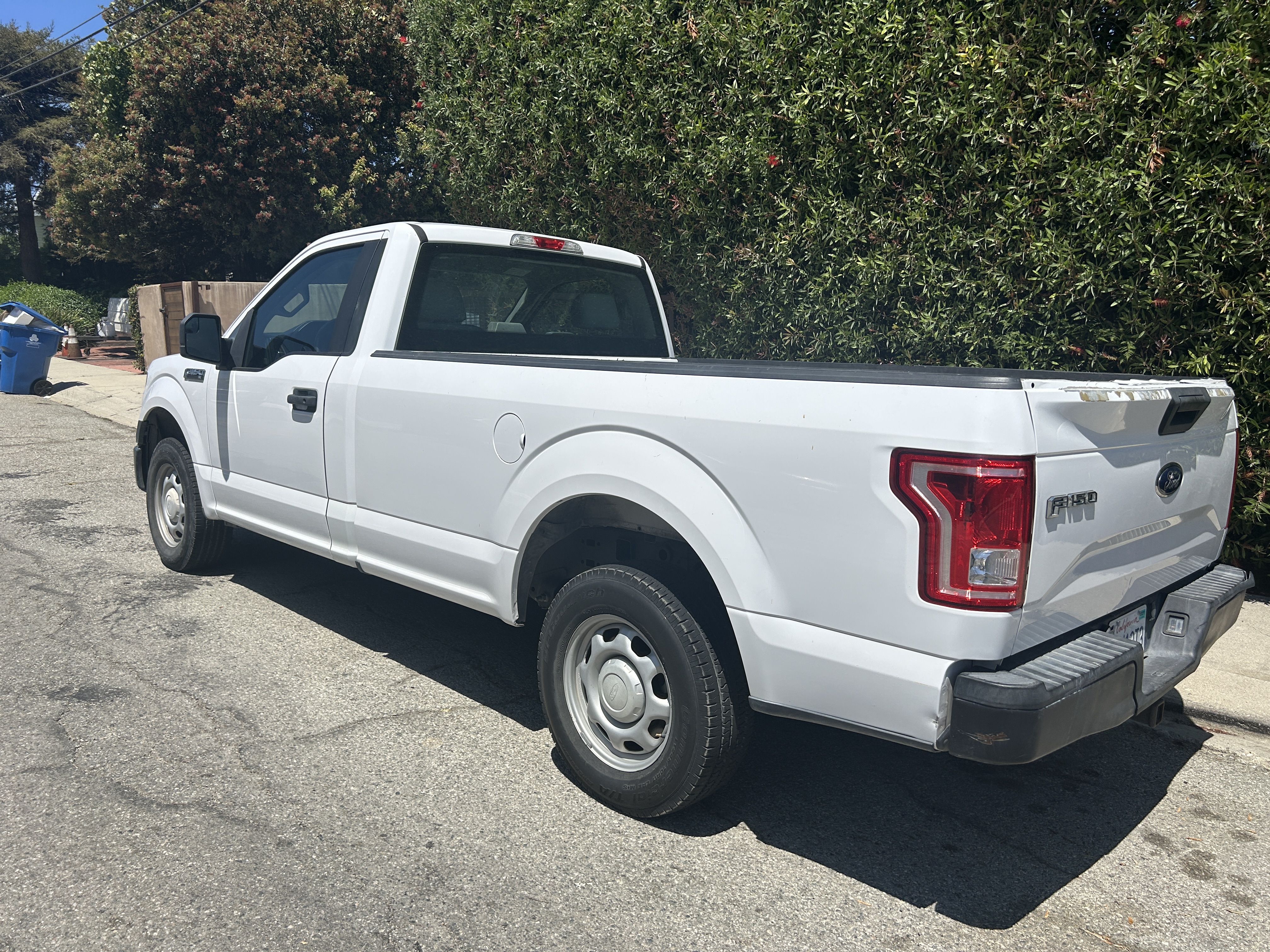 Used 2017 Ford F150 XL w/ Equipment Group 101A Mid RWD image 4