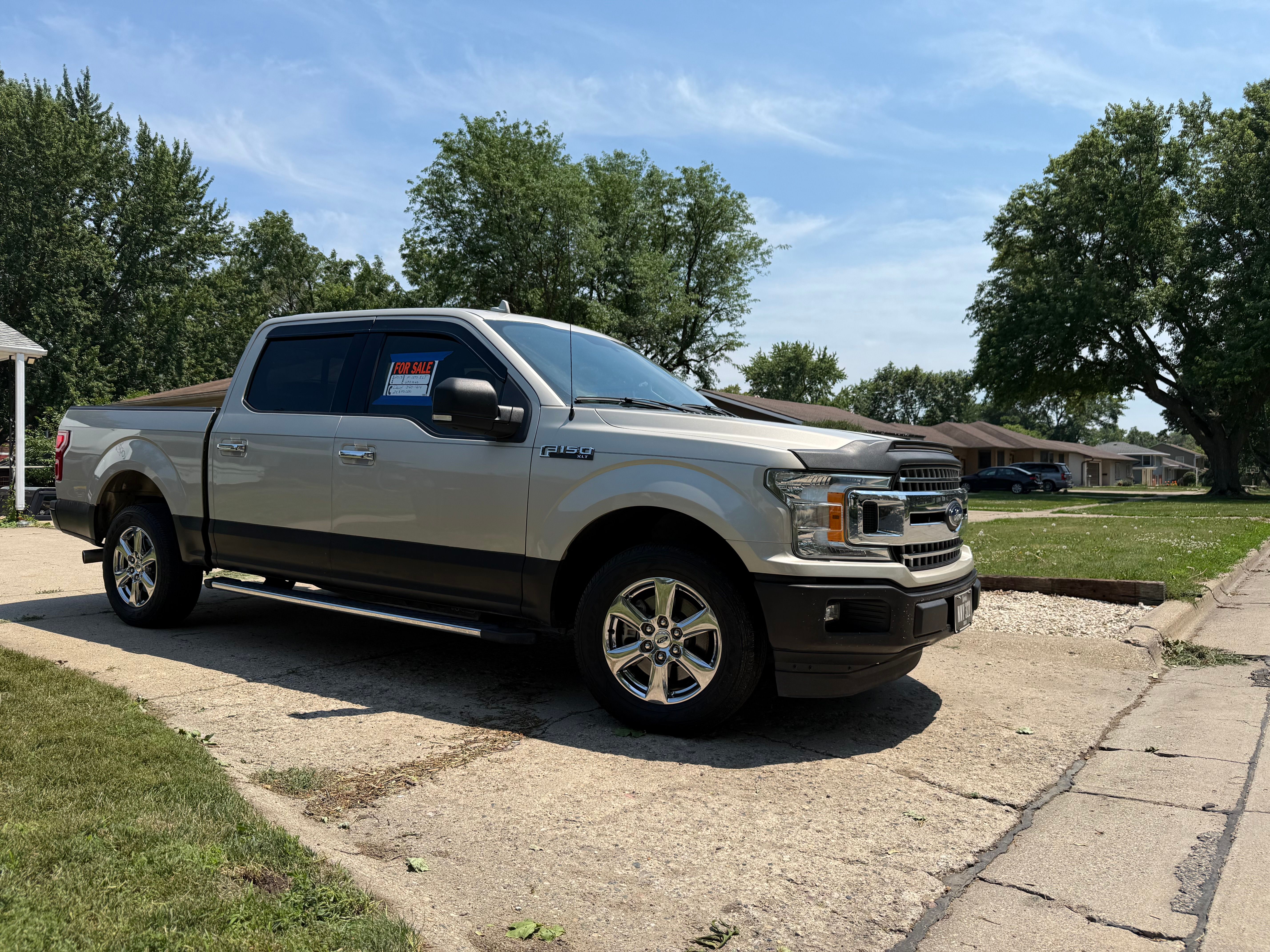 Used 2018 Ford F150 XLT w/ Equipment Group 302A Luxury RWD image 11