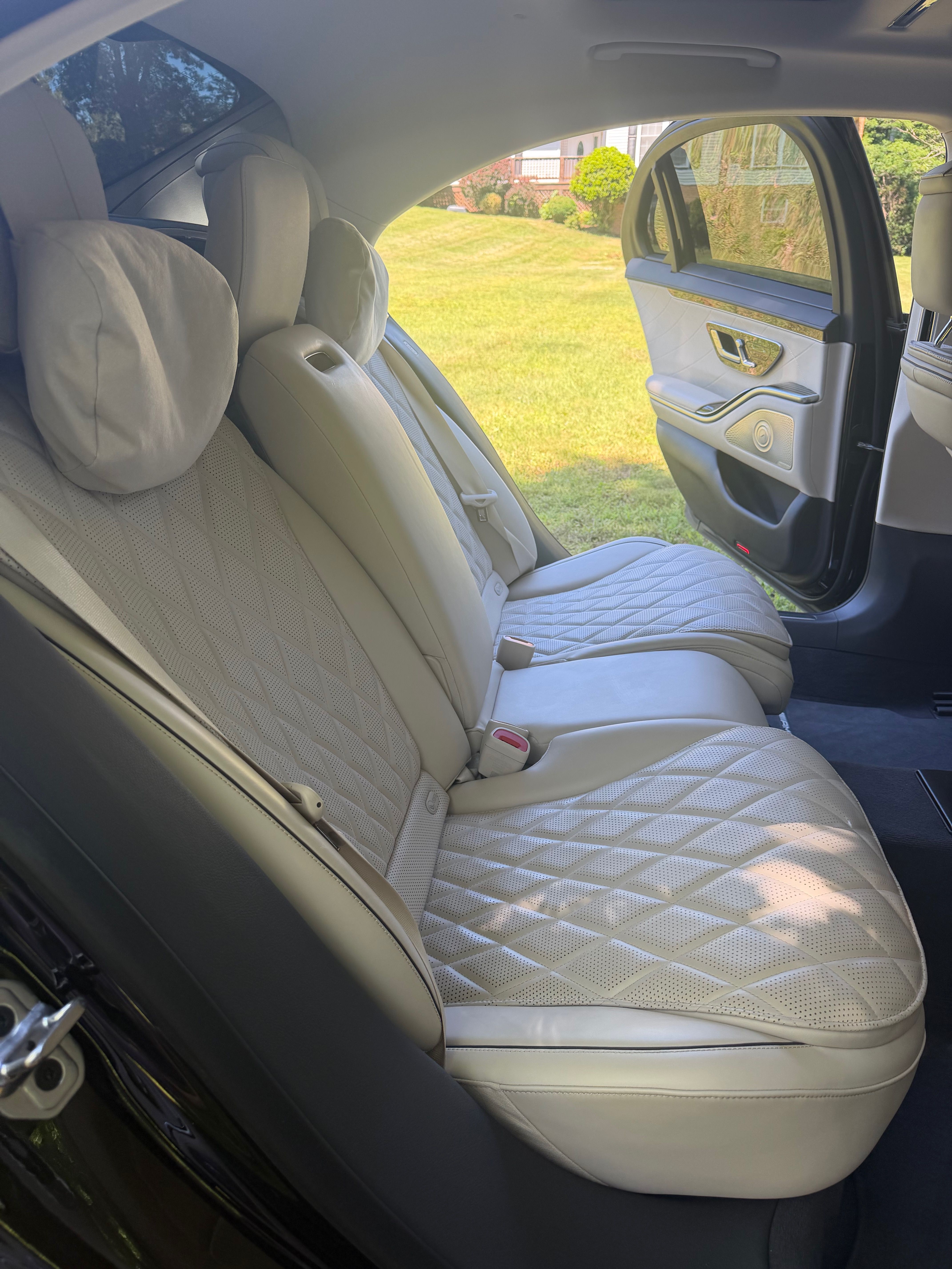 Used 2025 Mercedes-Benz S 580e 4MATIC Sedan image 18