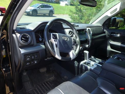 Used 2020 Toyota Tundra Platinum AWD/4WD image 14
