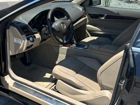 Used 2011 Mercedes-Benz E 350 Cabriolet image 6