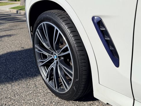 Used 2022 BMW X3 sDrive30i w/ M Sport Package RWD image 12