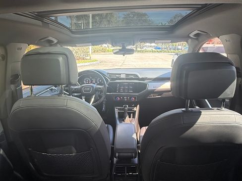 Used 2020 Audi Q3 2.0T Premium image 6