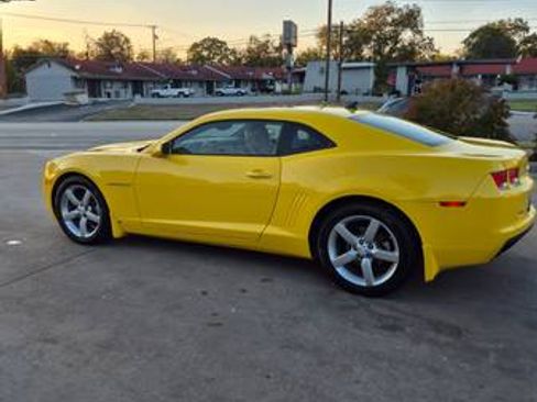 Used 2010 Chevrolet Camaro LT image 6