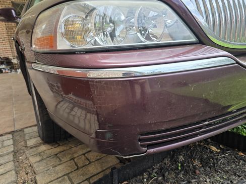 Used 2006 Lincoln Town Car Signature Limited image 21