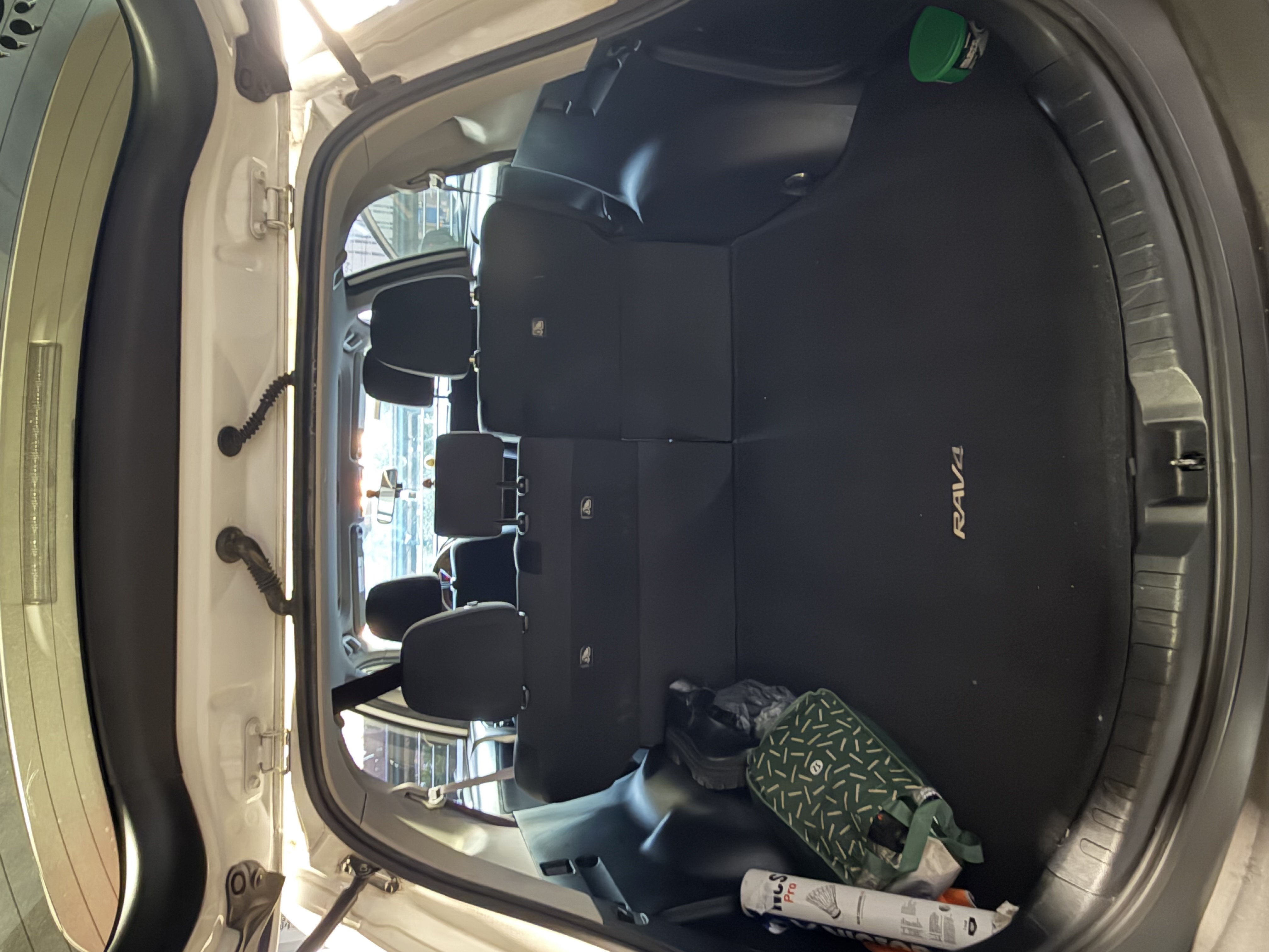 Used 2015 Toyota RAV4 XLE AWD/4WD image 11