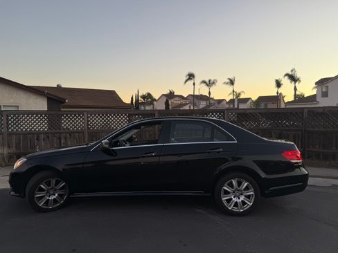 Used 2014 Mercedes-Benz E 350 Sedan image 1