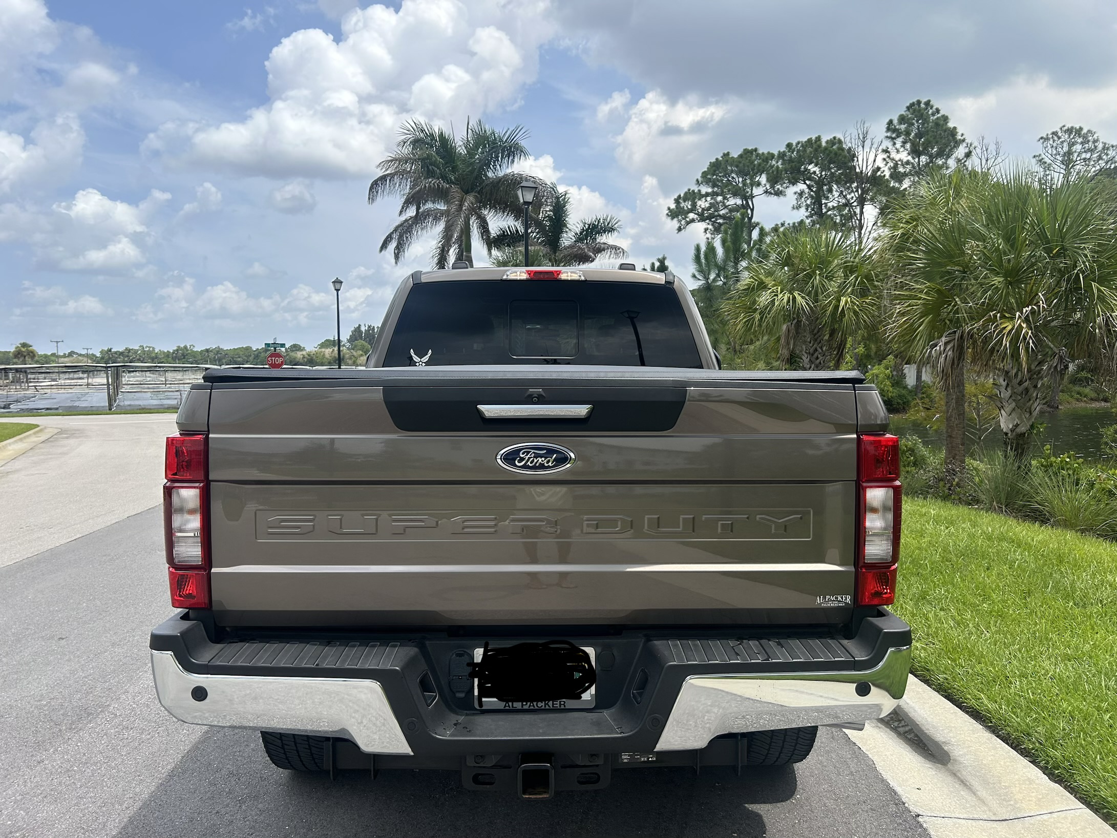 Used 2022 Ford F250 XLT w/ XLT Premium Package AWD/4WD image 5