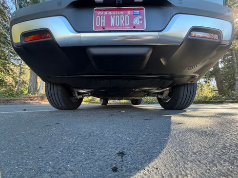 Used 2023 Rivian R1T Adventure image 21