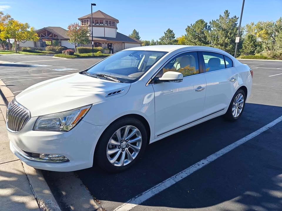 Used 2015 Buick LaCrosse Leather FWD image 8