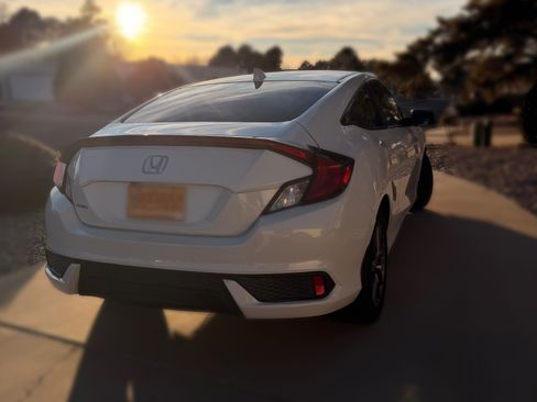 Used 2019 Honda Civic EX image 14