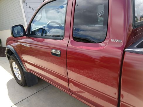 Used 2000 Toyota Tacoma 4x4 Xtracab V6 image 4