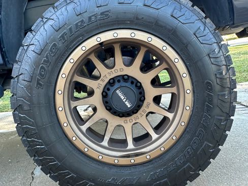 Used 2018 RAM 2500 Tradesman w/ Chrome Appearance Group image 5