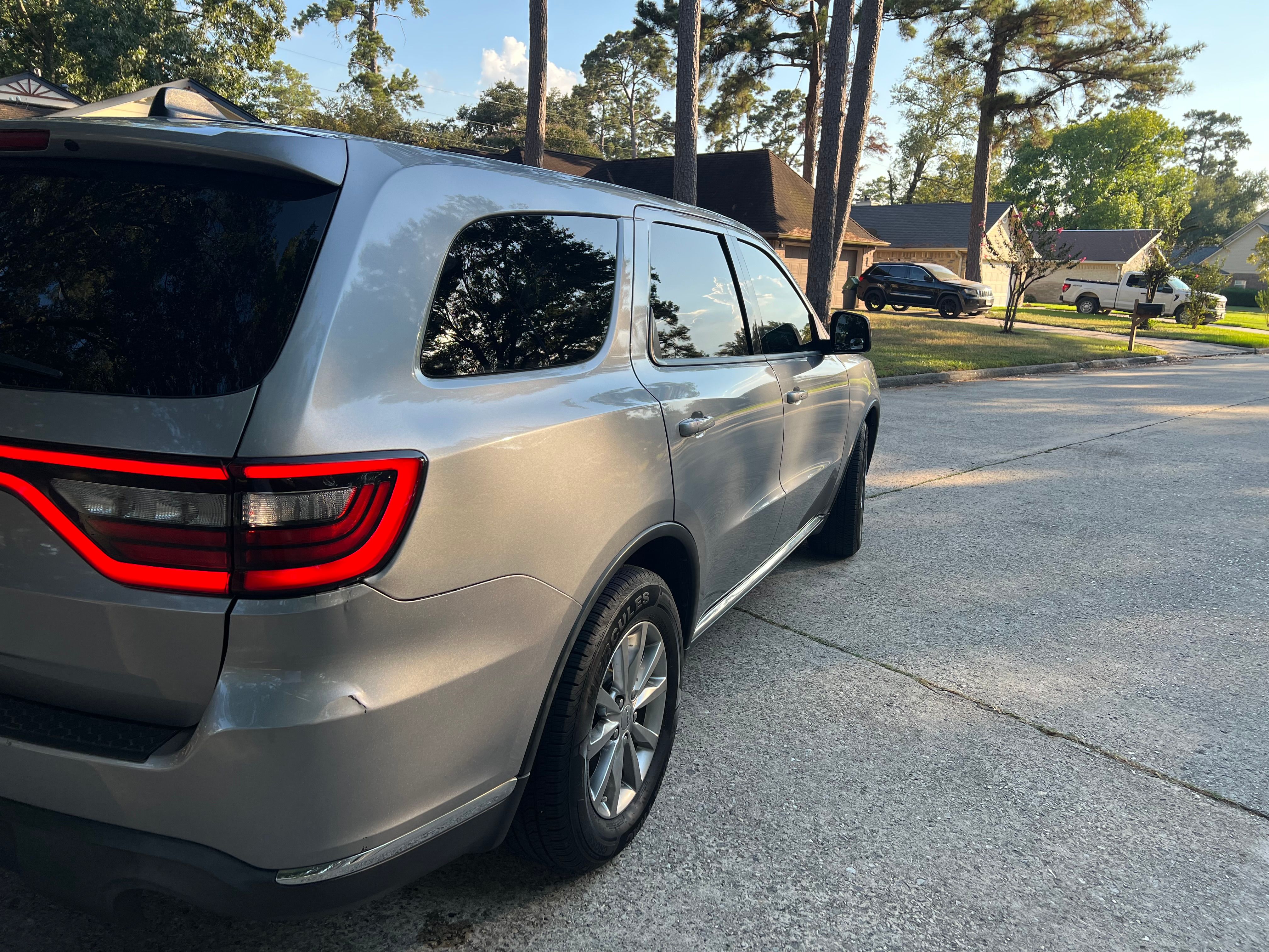 Used 2018 Dodge Durango SXT w/ 3rd Row Seating Group RWD image 6