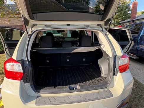 Used 2013 Subaru Crosstrek 2.0i Premium image 9