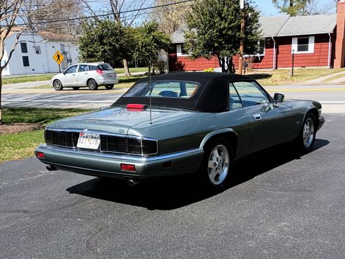 Used 1995 Jaguar XJS 4.0 Convertible image 13