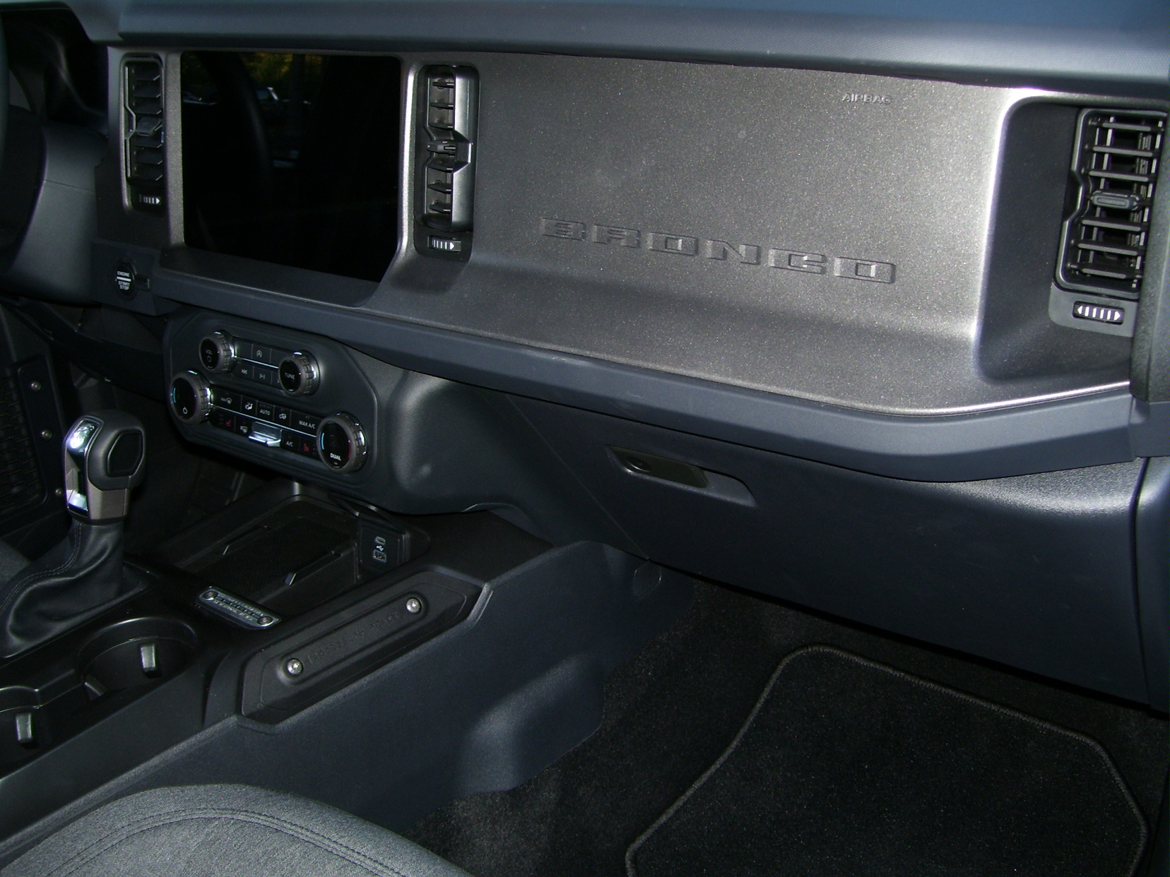 Used 2025 Ford Bronco Big Bend AWD/4WD image 16