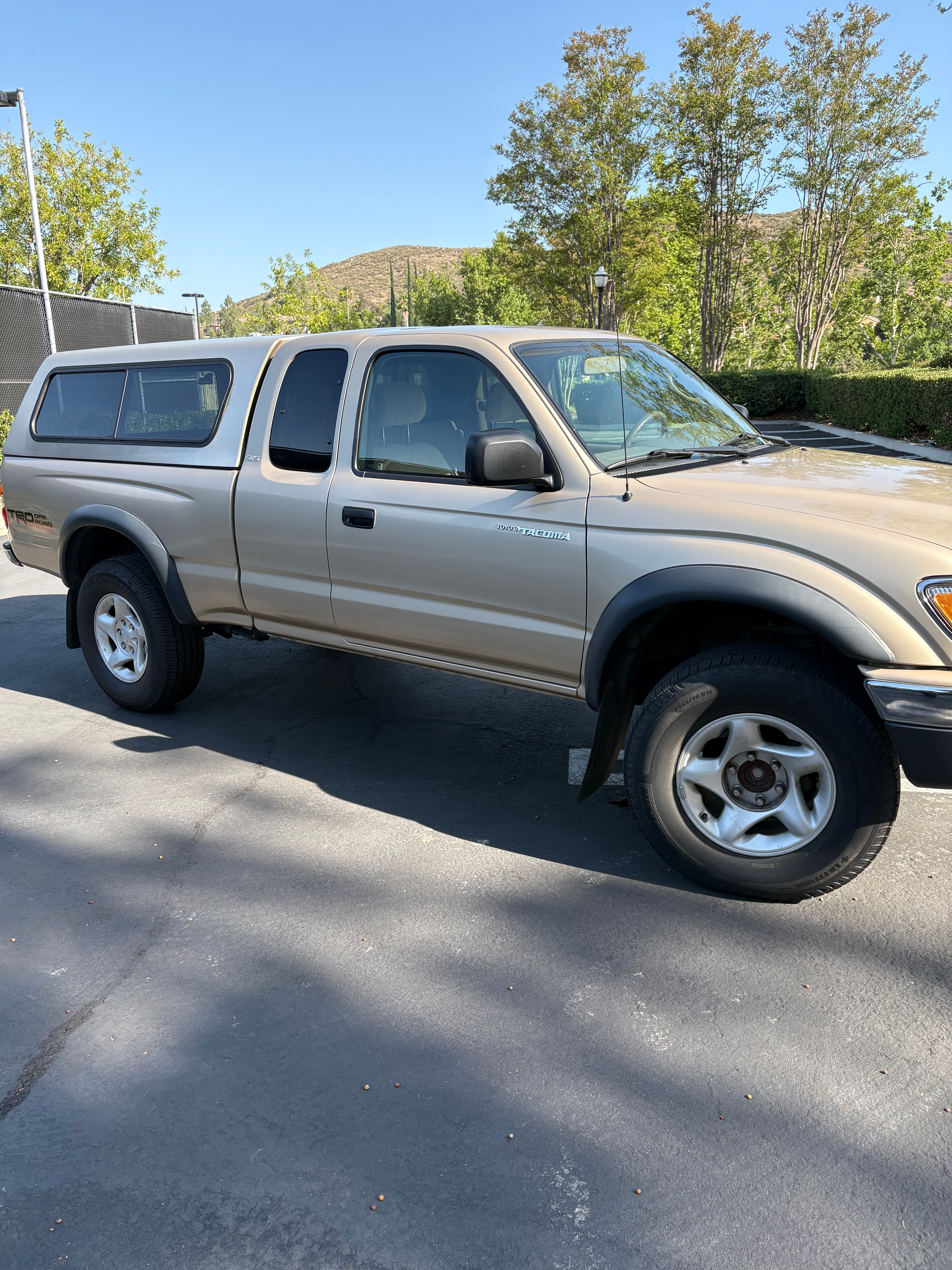 Used 2004 Toyota Tacoma PreRunner w/ Convenience Pkg RWD image 4