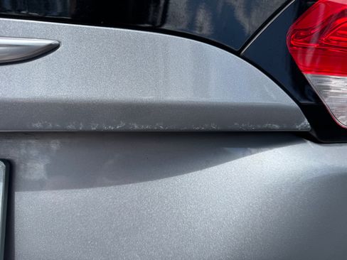 Used 2017 Chrysler Pacifica Touring-L w/ Tire & Wheel Group image 10