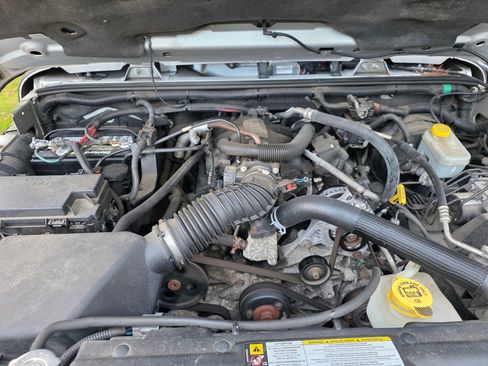 Used 2011 Jeep Wrangler Unlimited Sahara w/ Dual Top Group image 12