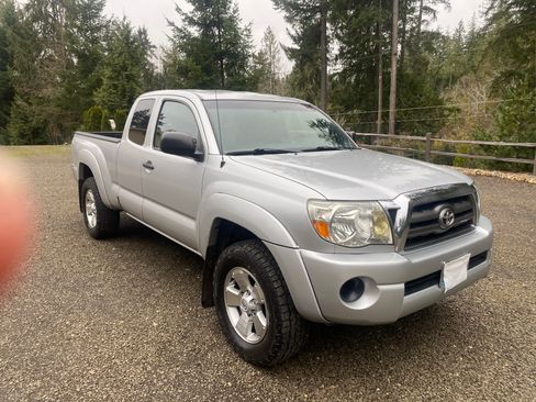 Used 2010 Toyota Tacoma 4x4 Access Cab image 4